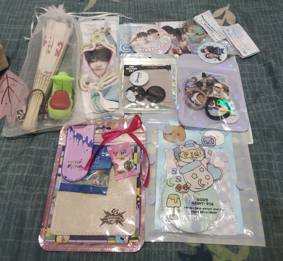 THANKS FREEBIES TDS4 NYA KAKAK KAKAK SAYANG ❤️❤️ <a href="/machoclates_/">𝒑𝒖𝒔𝒔🧸</a>
<a href="/valzzi_zzz/">val💫</a>
<a href="/mahae_nomin/">mel</a>
<a href="/jenominelee/">moyii</a> <a href="/holohcmolomk/">kyn. #TASTE</a> 
<a href="/putriiiyuk/">Putri Ayu</a>
