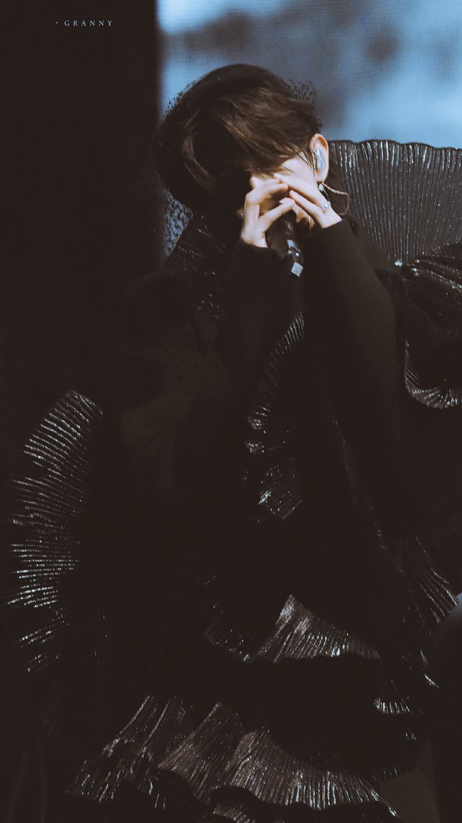 qcixuk's tweet photo. Every look tells a story.

KUN Enchants Paris with Mugler
#KUN #KUNxMuglerSS26 #Mugler #PFW
@kun_officialx @Mugler https://t.co/EEW7vXFa5P
