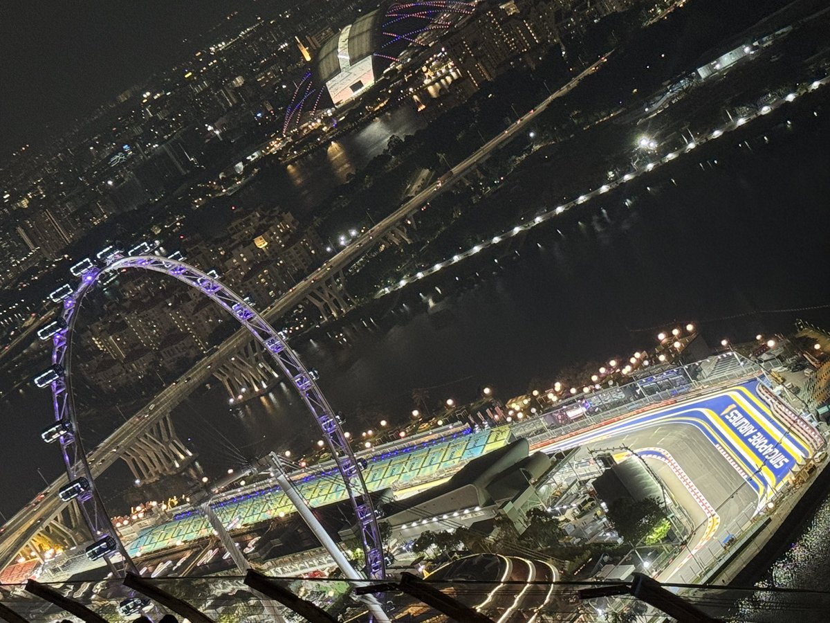 wang_8's tweet image. Token2049 x CoinW -  special thanks for the invite. Legendary closing party at Cé La Vi Singapore, shoutout to Nassar, Chief Strategy Officer, for hosting an unforgettable night.

@CoinWOfficial @coin_w71803 @token2049