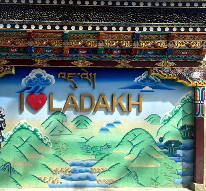 LadakhUnheard's tweet image. The rights of every Indian are diminished when the rights of Ladakhis are denied. 🆘️

#JusticeForLadakh #LadakhRights #FreeSonamWangchuk #LadakhDemands6thSchedule
#IndiaWithLadakh #ProudToBeWithLadakh