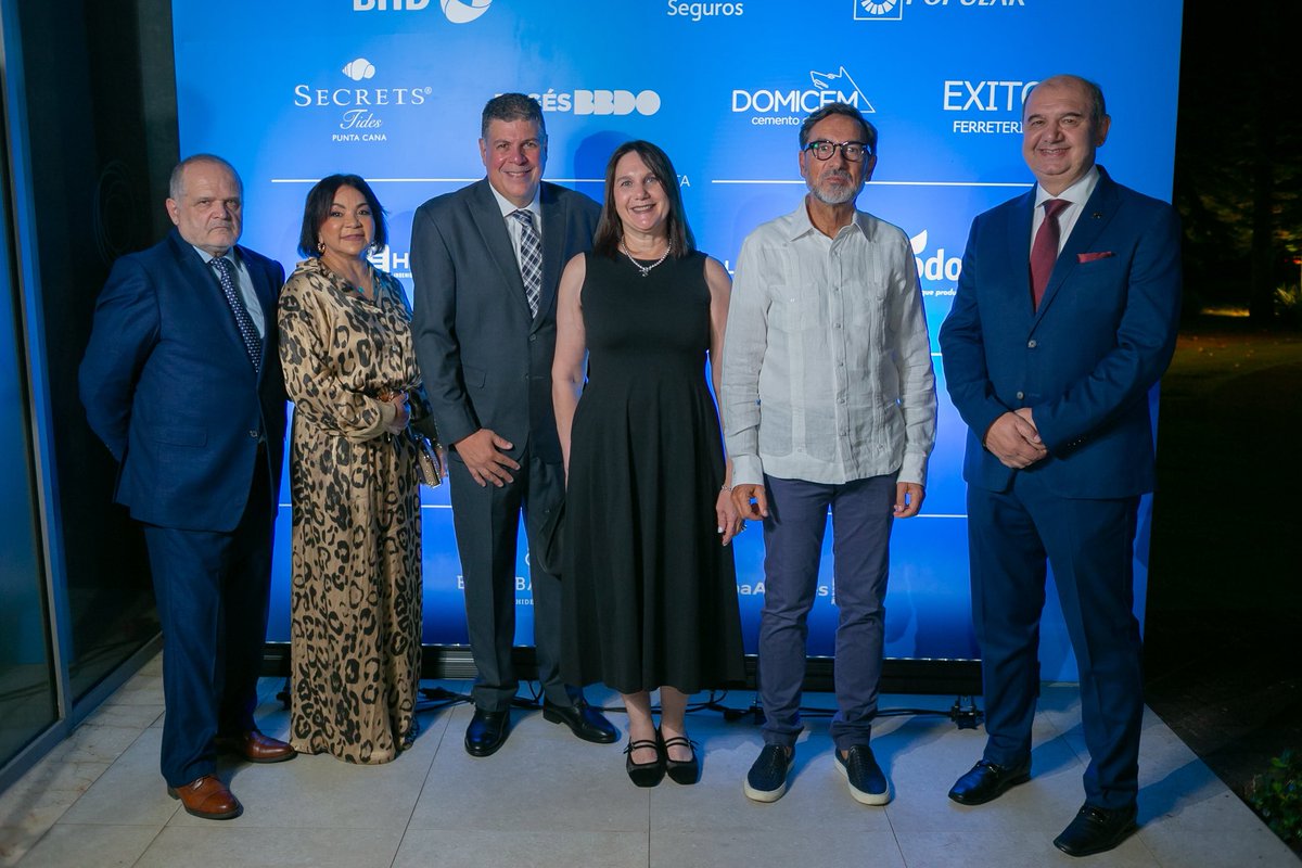 Apoyamos una noche inolvidable enalteciendo la solidaridad en #ATasteOfHope2025, cena benéfica a favor de los niños de la República Dominicana.

<a href="/UNICEF/">UNICEF</a> 

#domicemcementodelbueno