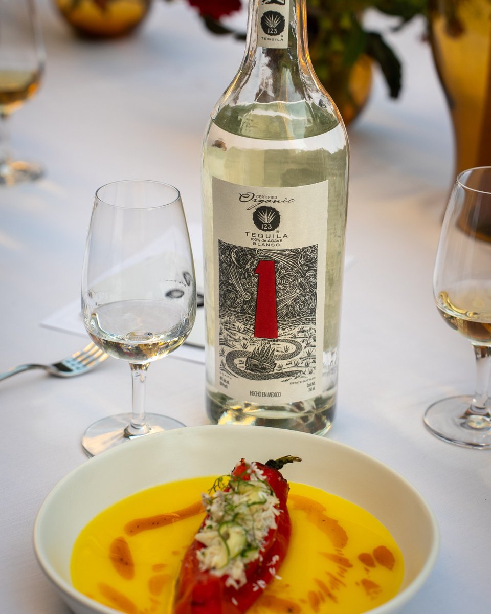 Crafted from organic agave, our Blanco is tequila at its purest — bright, crisp, and the perfect match for the rich, smoky flavors of chile relleno. 🥃🌶️

#organictequila #123tequila #tequilaman #tequilalovers #luxuryspirits #tequilalife