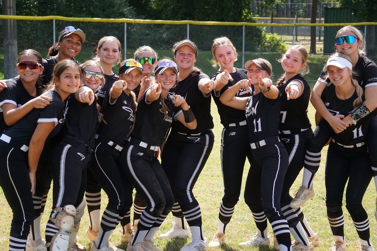 CoachRyan_M's tweet image. We do it anyways.

Tired? We do it anyway anyways.
No support? We do it anyways.
Scared? We do it anyways.
Afraid of failure? We do it anyways.
Afraid of rejection? We do it anyways.

There is no such thing as the perfect moment. Show up everyday and Do. It. Anyways. #LetsGetIt