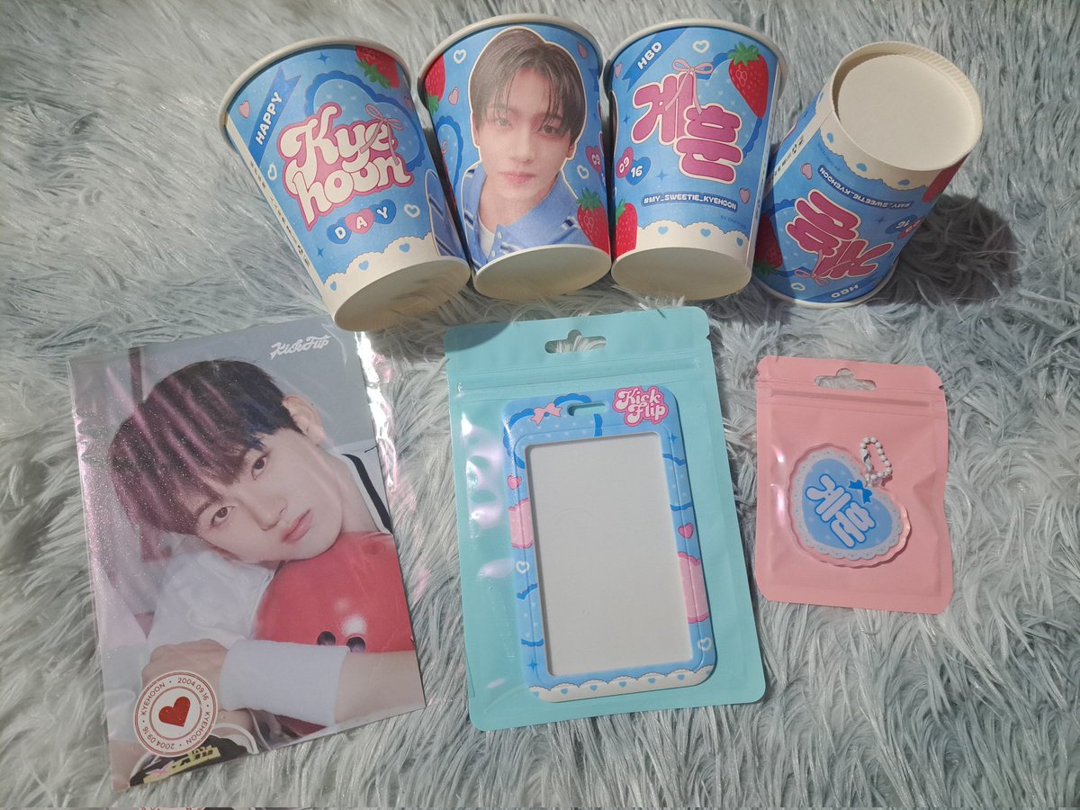 น่ารักมากเลยค่ะ ขอบคุณนะคะ 🩵🩷
#My_Sweetie_KYEHOON