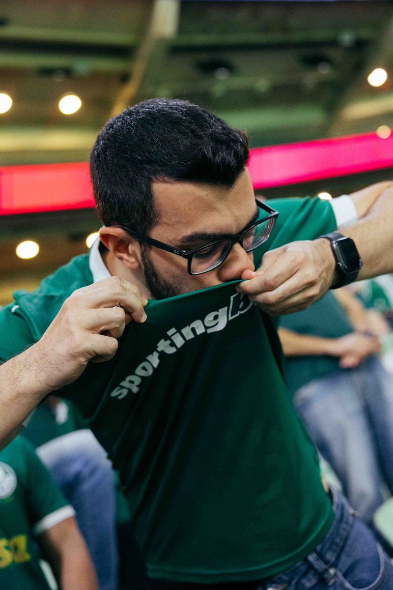 avantipalmeiras's tweet image. Bom dia, #FamíliaPalmeiras 🐷
Quem aí dormiu sorrindo lembrando dos gols da minha dupla? Flaco Roque está 𝐈𝐌𝐏𝐀𝐑𝐀́𝐕𝐄𝐋 💪🏿
#OPoderDoAvanti