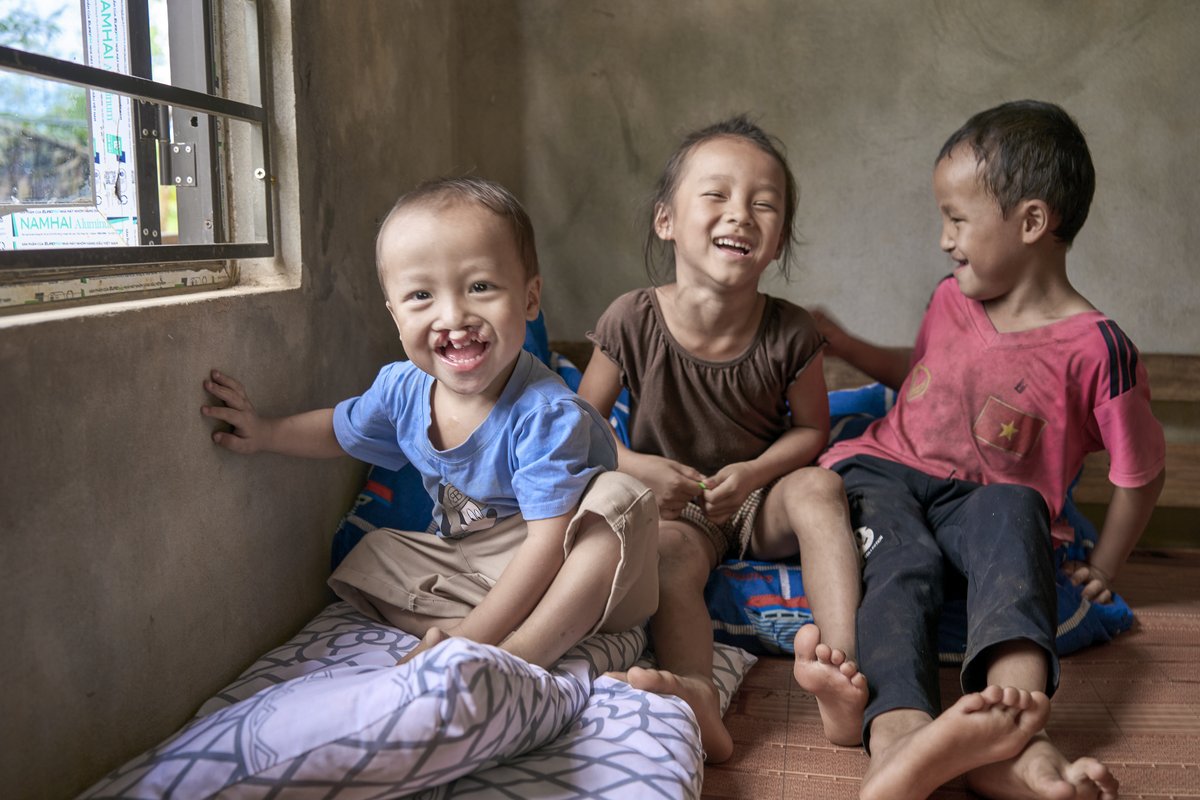 operationsmile's tweet image. Smiles within reach mean lasting impact. Through Operation 100, we&apos;re bringing essential care closer to home, strengthening health systems and supporting health workers — so more children can access the care they need. How will you help make #SmilesWithinReach? #WorldSmileDay