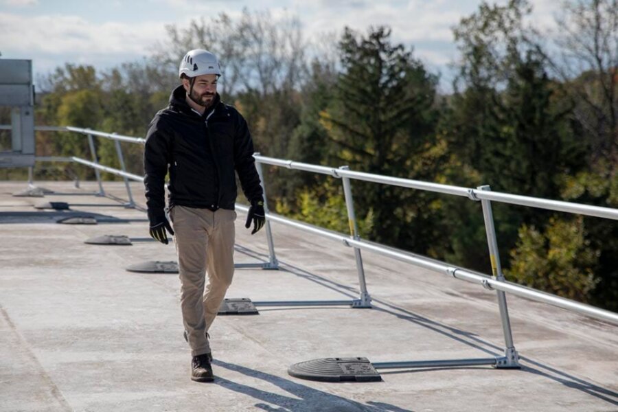 safetyexperts's tweet image. At what height is fall protection required?
A simple question that has *mostly* a simple answer:
General Industry: 4 feet
Construction: 6 feet
However, there are many different scenarios in which these heights change.
#fallprotection #oshacompliance #osha #construction