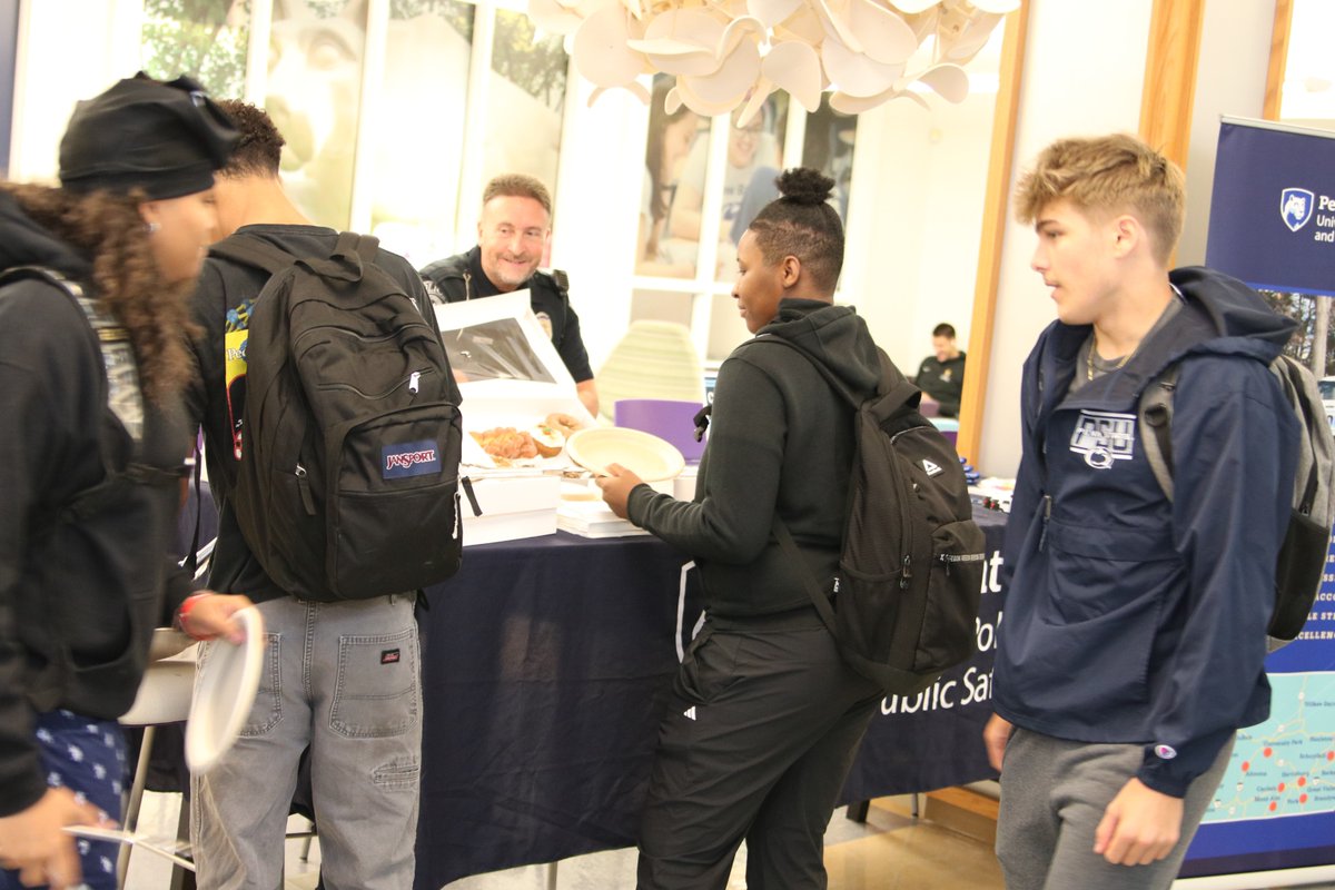 Thanks to all who stopped by University Police's Coffee with a Cop Day activities yesterday!

#PennState #PennStatePolice #PennStatePublicSafety