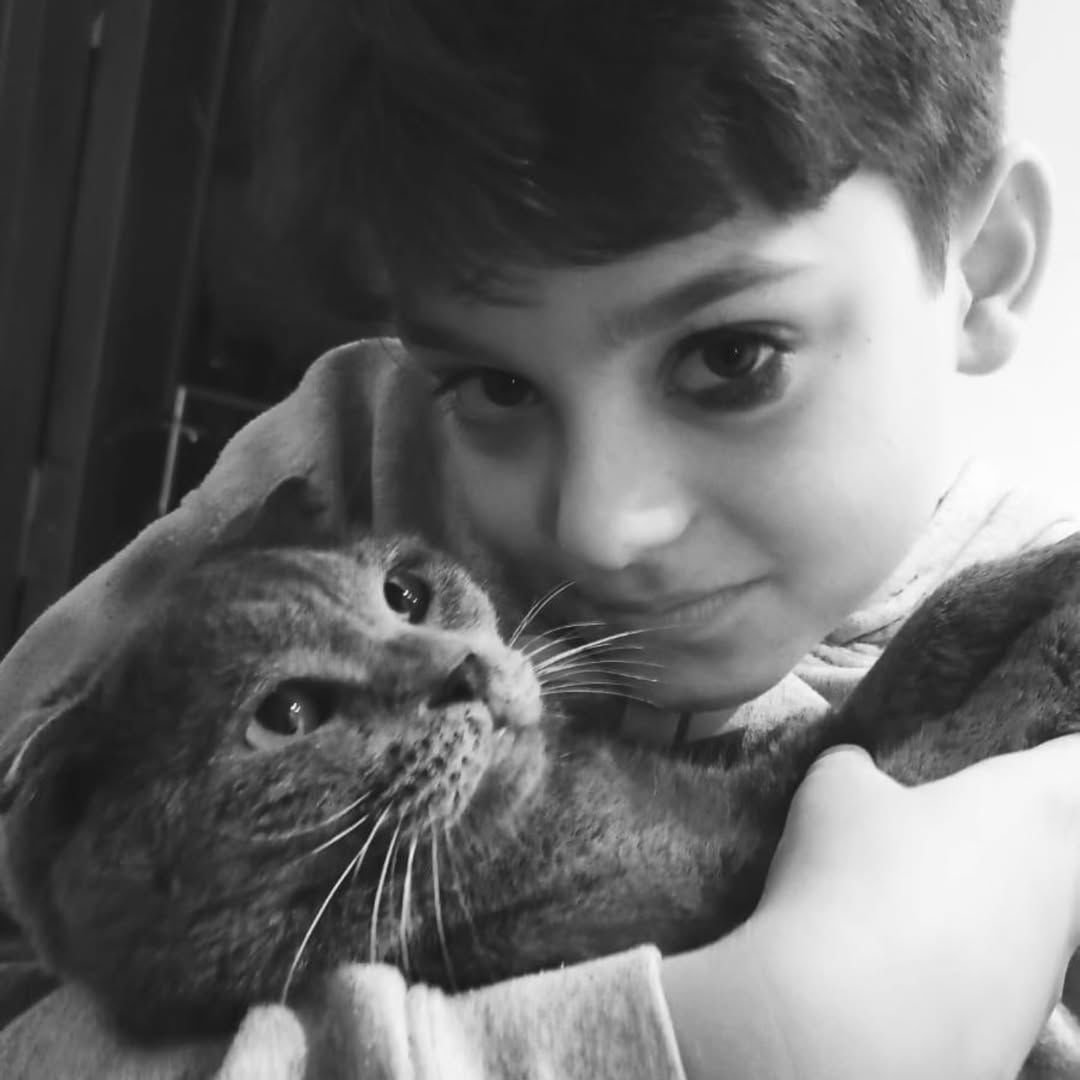 minecraftjava_'s tweet image. #yaseminminguzzi
Yalnız Mattia Ahmet Minguzzi değil,
Katillerce öldürülen genç kurye kardeşlerimiz... 
Narin Güran
Rojin...