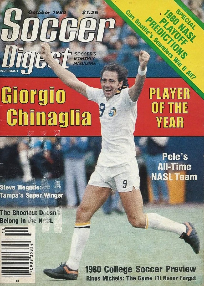 effetronky's tweet photo. Protagonista dello Scudetto del 1974, bomber dei Due mondi con i suoi 131 gol in Italia e 231 nella Nasl, "Calciatore laziale del secolo" secondo il sondaggio del Corriere dello Sort lanciato nell'anno del Centenario e 45 anni fa Player of the year del Soccer americano https://t.co/VKcMqIz840