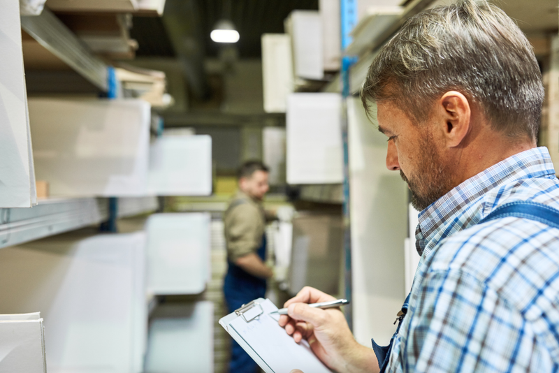 rnemesi's tweet photo. An associate spends the day doing manual inventory, to ensure accuracy of 95%+. That's:

> 8 hours of labor cost
> An engagement headwind
> Lost day of productivity

Counting items that are already there ...

Meanwhile, your competitor did it all in minutes with #RFID. https://t.co/DytJJSjN5N