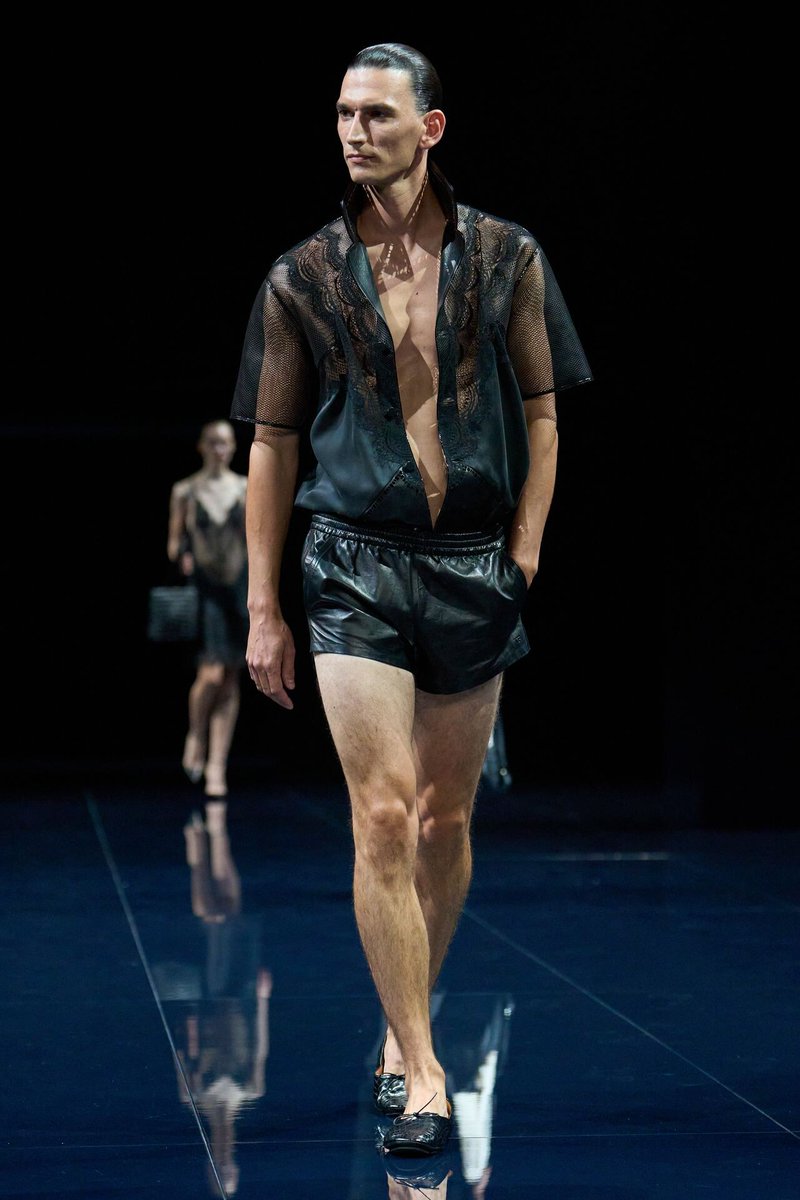 bitsofdb's tweet image. it really speaks to dark and more sensual side of my style which always is the case with Ackermann aesthetic for me