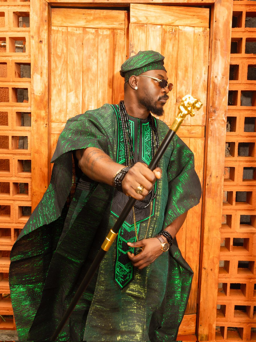 OtegaEritomi's tweet image. Green brings you to nature but today green brings you to me 💚 😎 

Photographer : @mydadsboss

#OtegaChefDreams #KingOfSpices #BBNaija