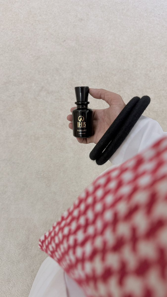 _4tami's tweet image. أطيّبك من طيب المسايير .. وأقهويك
وأخلي مساييري واسرح على طرياك /