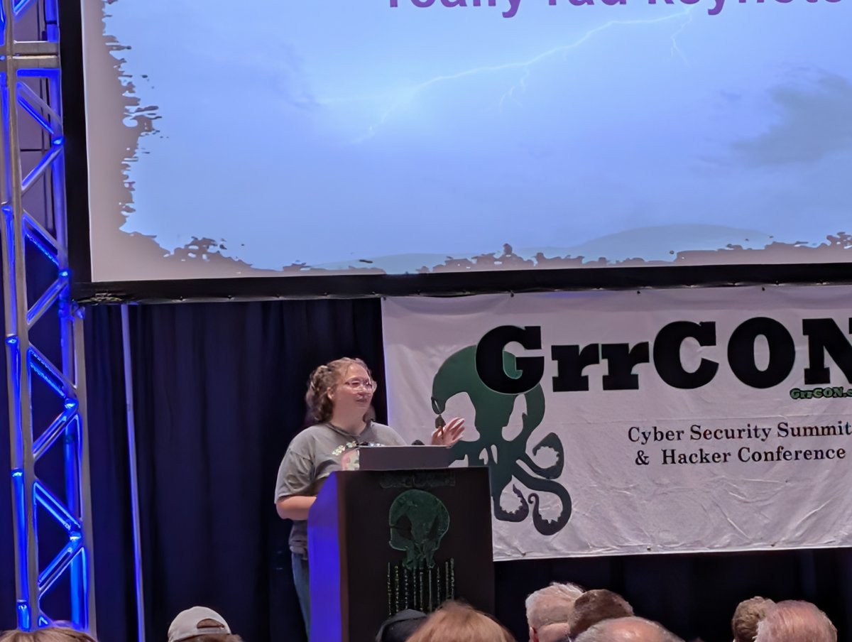 🍔⌨️ IS AFK 😴 tweet media