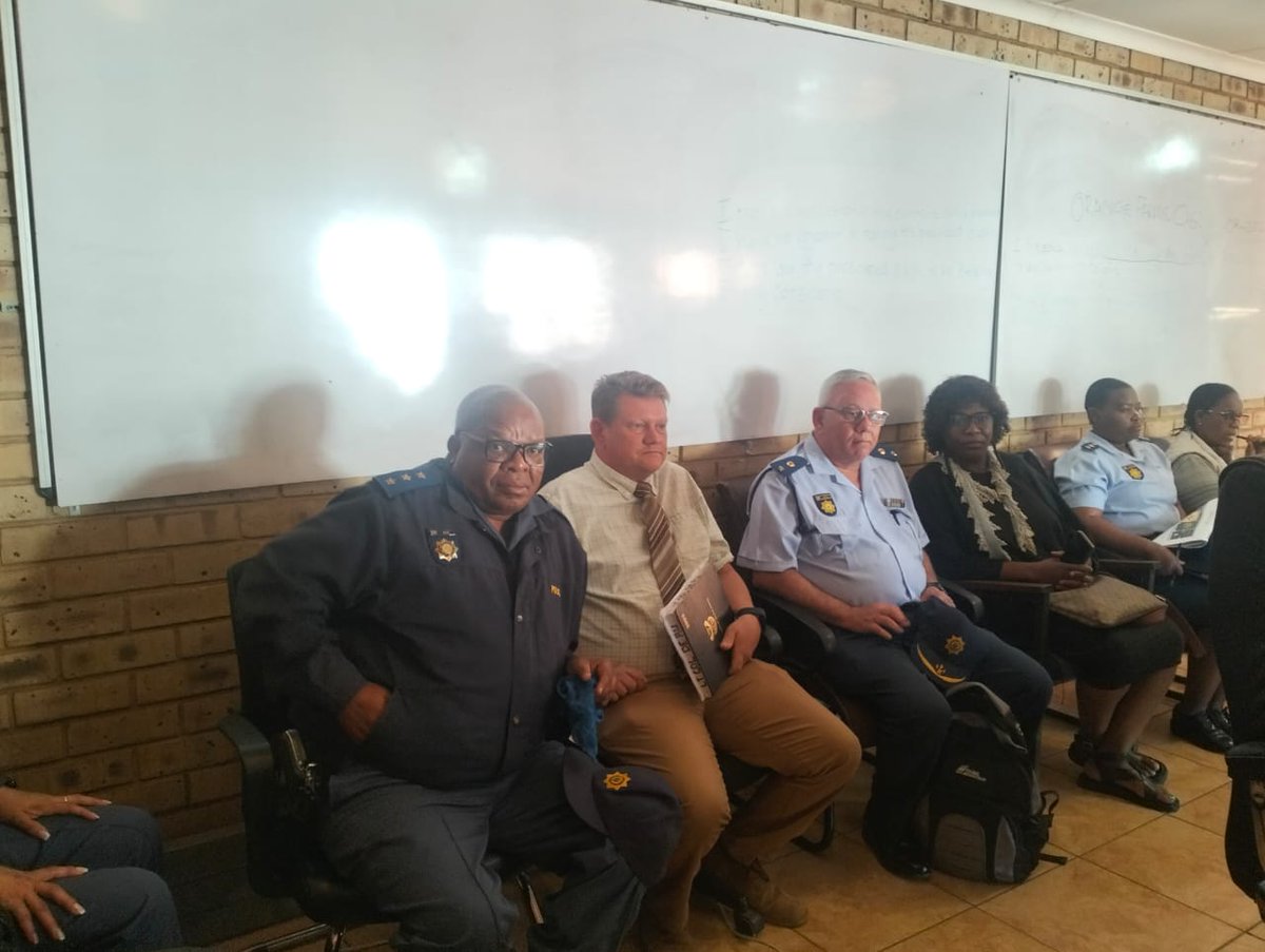 SAPoliceService's tweet image. #sapsGP [PARALLEL TO OPERATION SHANELA II] This week&apos;s #OperationShanelaSupport is led by Gauteng Provincial Head for Inspectorate, Brigadier Nikiwe Sefatsa with other provincial heads and senior officers at SAPS Orange Farms today.

The Support services inspection is to ensure…