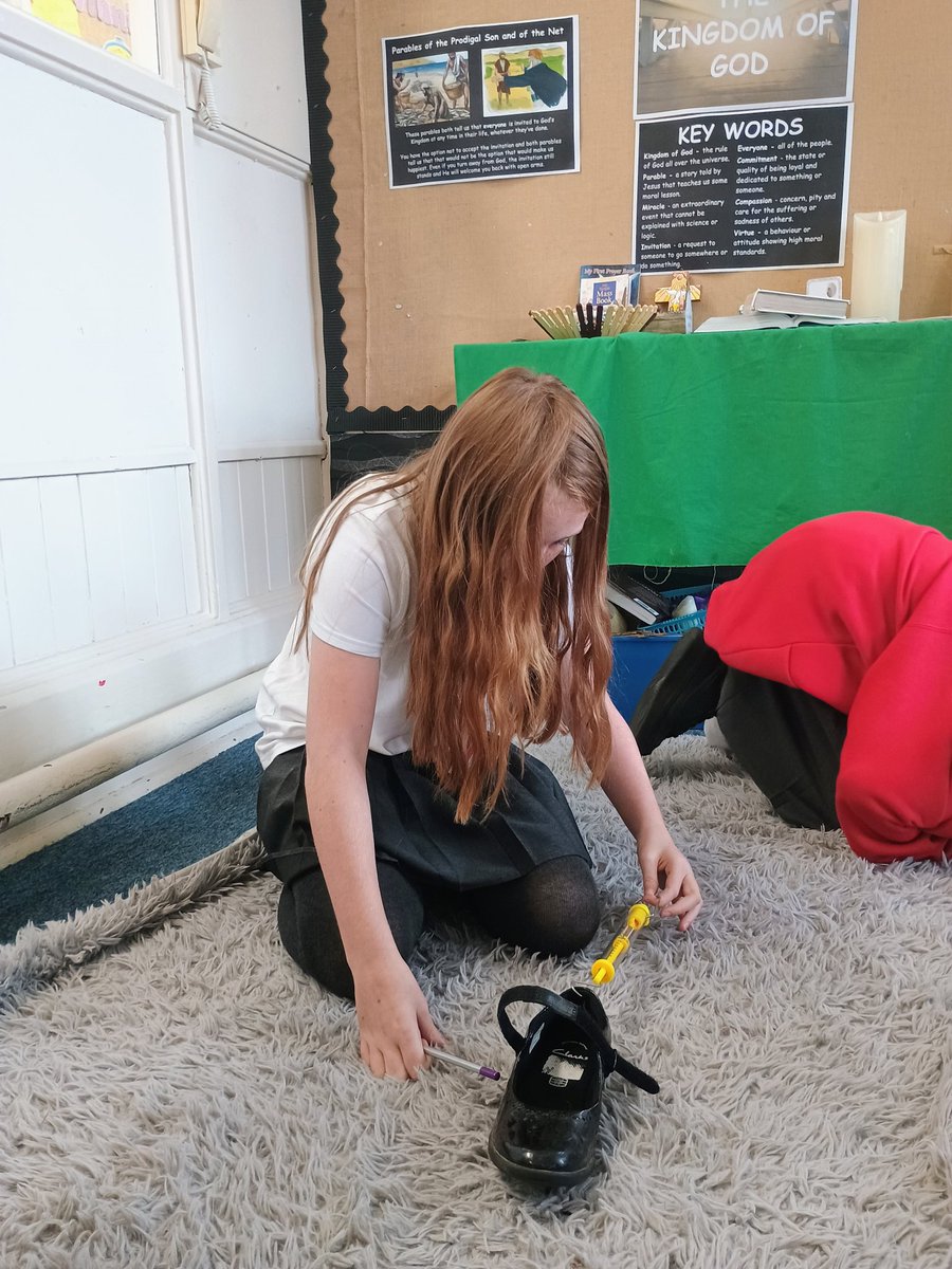 StJosephsTad's tweet image. St Therese tested friction! They used Newton meters to drag their shoes across different surfaces to see which had the greatest resistance.