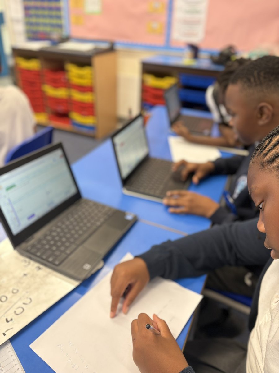 Computing in Year 5! Looking at quizzes!