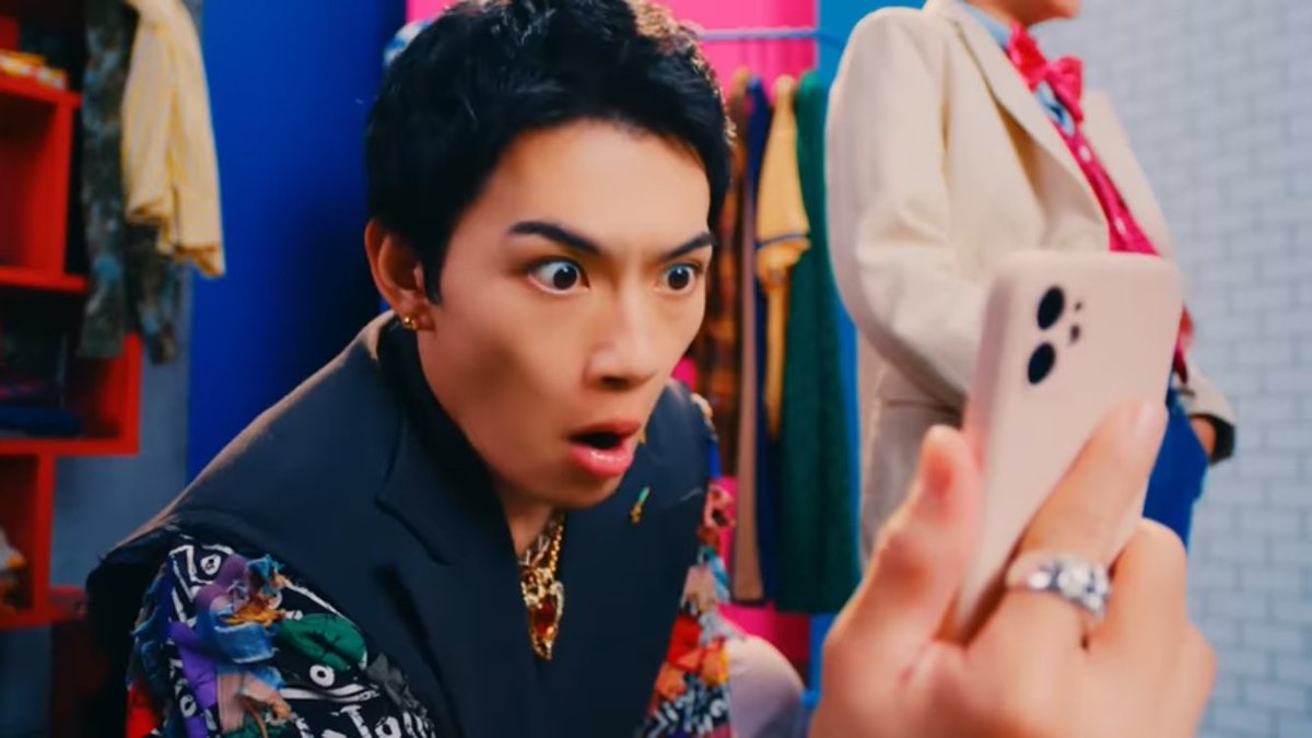 20分奮闘した末ズレてて今コレ。