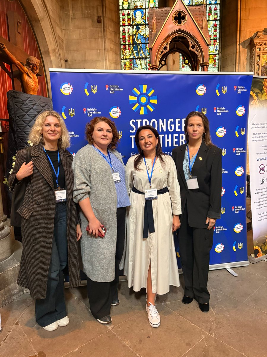 InnaHryhorovyc1's tweet photo. ✨ On 25 Sept, the Stronger Together Forum for Cooperation and Aid took place in London, uniting 250+ leaders supporting 🇺🇦. Honoured to represent Ukrainian St Mary’s Trust, St Mary’s Ukrainian School &amp; Association of Ukrainian Teachers in GB. 💙💛 #TogetherToVictory https://t.co/DaAd9nxNvh