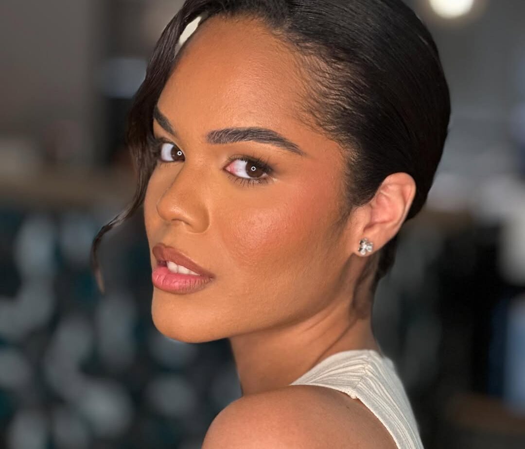 Noémy Marques faz reflexão sobre "sexualização" de adolescentes nas redes sociais e atribui responsabilidade aos familiares -  angorussia.com/entretenimento…