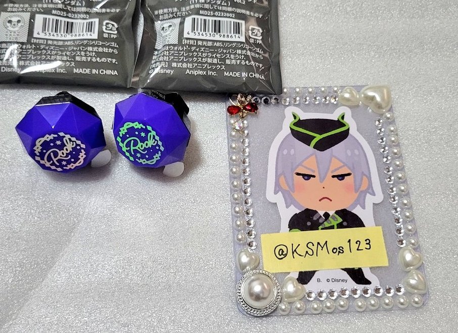 KSMos123's tweet photo. @shion_torihiki_ 初めまして、こんばんは。
検索よりお声がけ失礼します。
当方ルーク2点を所持しているのですが、シルバー1点・リリア1点との郵送もしくは都内手渡しでの交換は可能でしょうか？
ご検討頂けますと幸いです、よろしくお願いいたします。 https://t.co/wpdHbFI8Vw