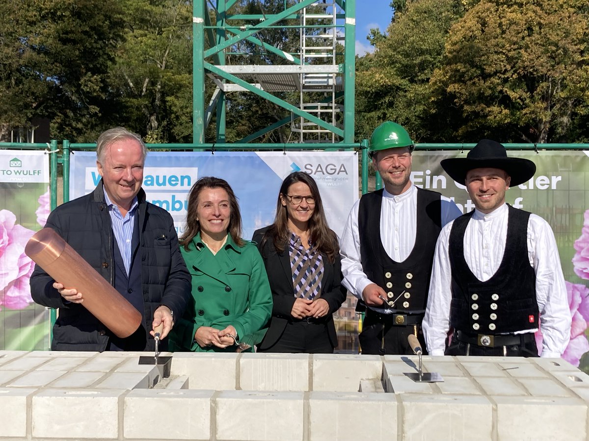 Im Moosrosenquartier entstehen 540 Wohnungen in allen Größen, Tiefgaragen- und viele Fahrradstellplätze, eine Kita und Gewerbeeinheiten. Die <a href="/MehrHamburg/">SAGA</a>  setzt auf eine moderne Infrastruktur, Barrierefreiheit, Nachhaltigkeit &amp; soziale Vielfalt für bezahlbaren Wohnraum.