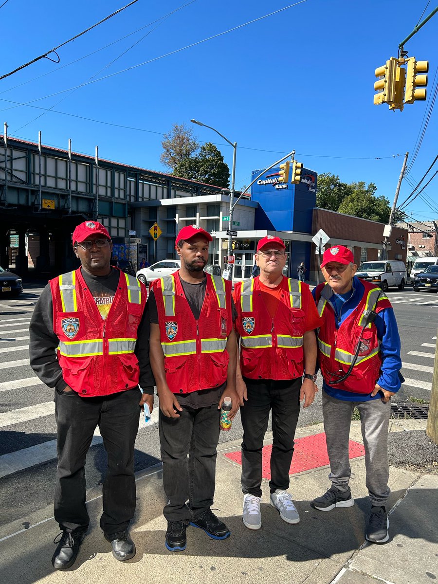 lcp_2023's tweet photo. We had a solid patrol yesterday in Sheepshead Bay. Thank you to everyone who came out and stayed committed to keeping our community safe.
Also, a warm welcome to our newest member — great to have you on board. Looking forward to seeing you on more patrols. https://t.co/QosYAeSiqZ