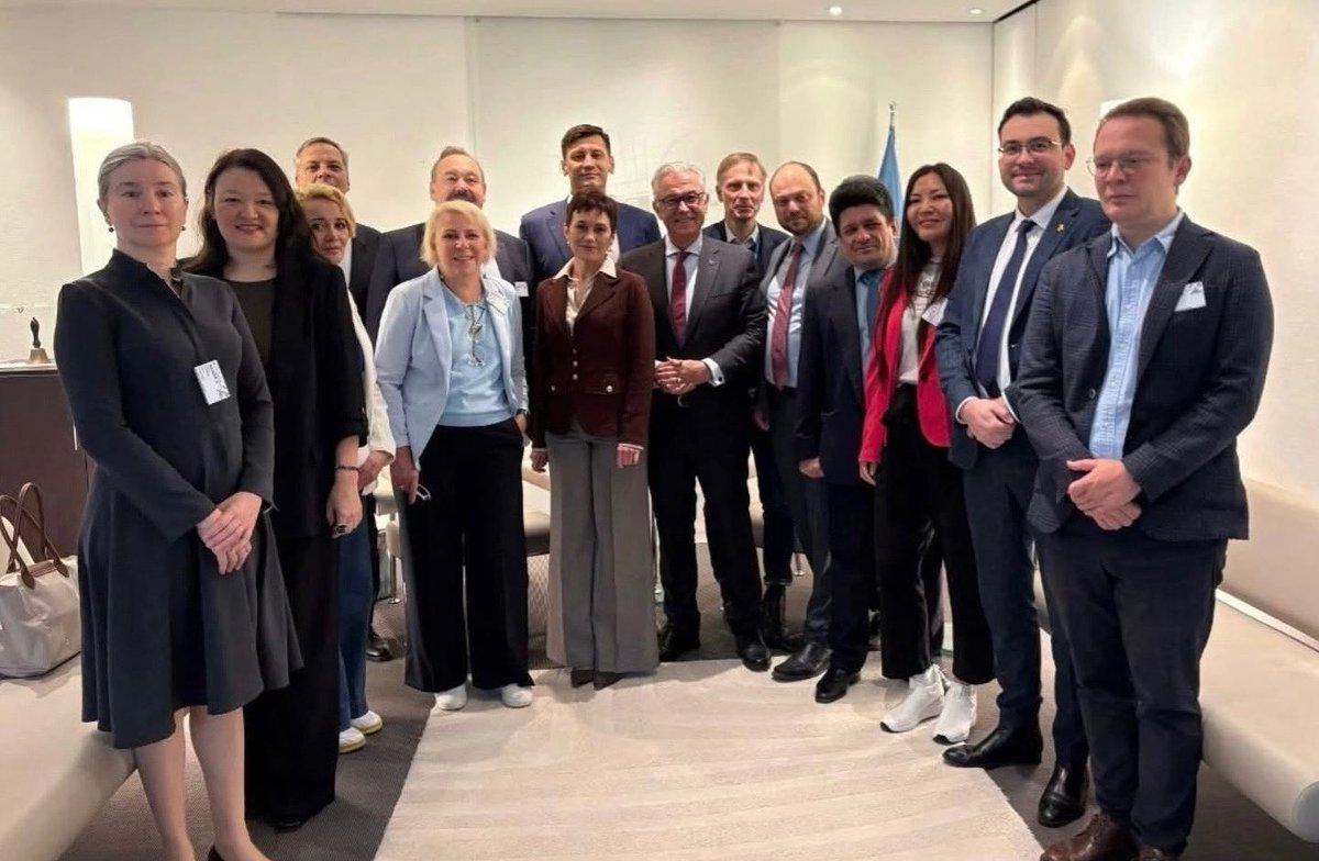 Встретились в председателем Парламентской ассамблеи Совета Европы Теодоросом Русопулосом. После вчерашнего голосования по резолюции процесс формирования российской демократической делегации в ПАСЕ переходит в практическую плоскость.