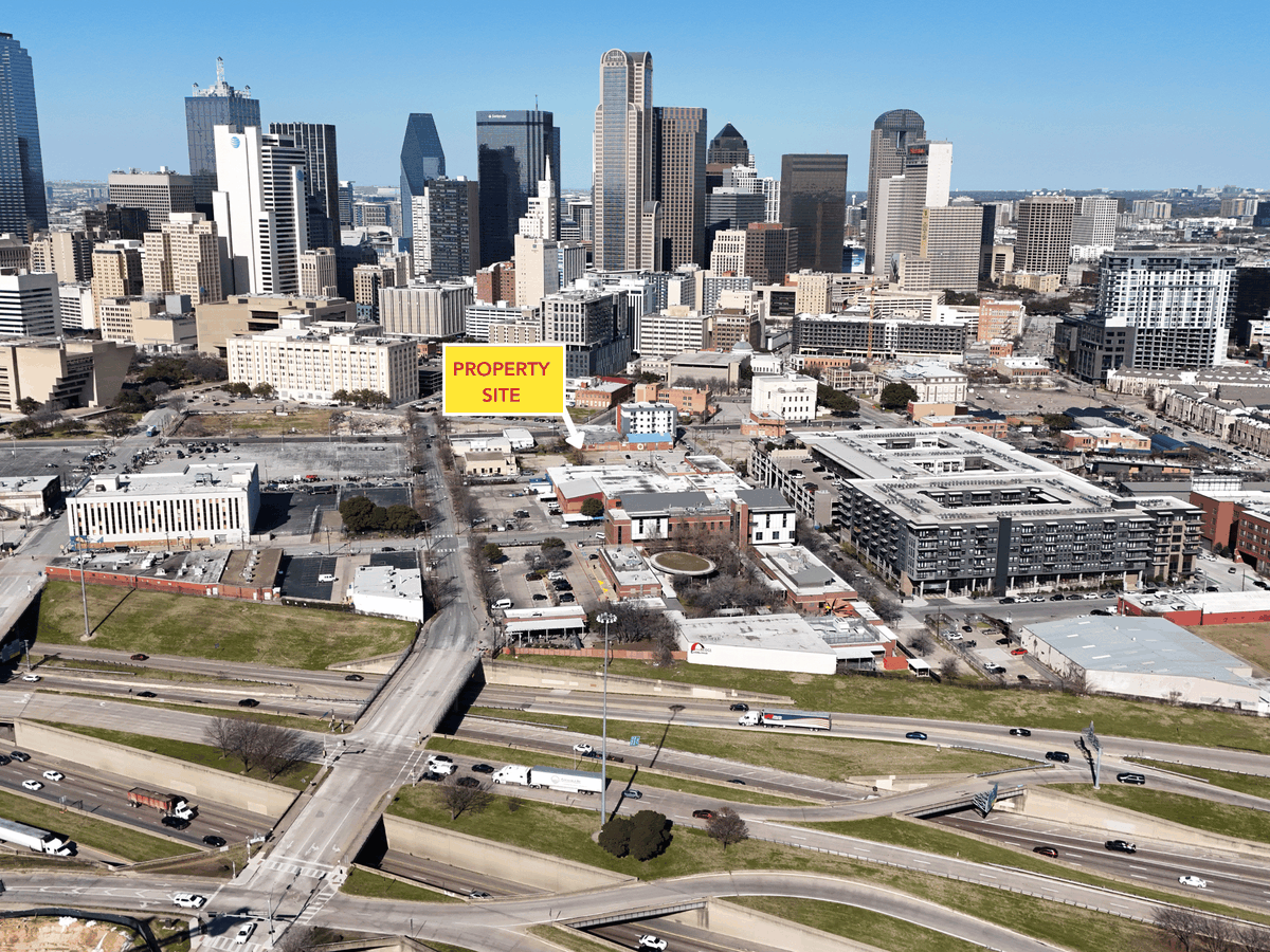 Downtown Dallas is transforming and 1823 Cadiz St. is at the center.
· 0.67 acres in the Farmers Market District
· No height limits + incentive programs
· Steps from $3.7B Convention Center redevelopment
Read the full story →bit.ly/3IQ9b5s