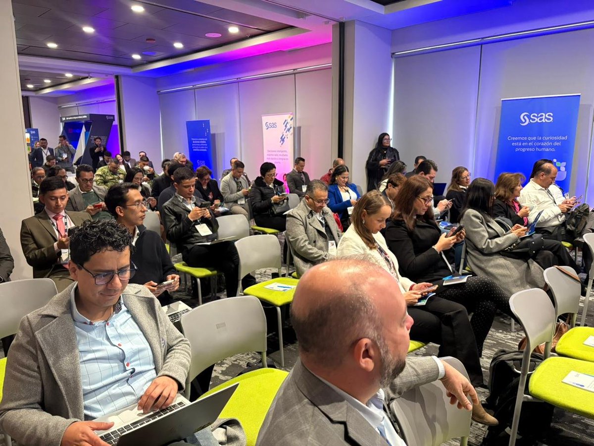 ImpactoTIC's tweet image. Comenzó el #SASGovernmentForum, un espacio donde se compartirán visiones sobre cómo la Analítica de Datos y la Inteligencia Artificial están revolucionando la forma de afrontar los grandes desafíos: desde reforzar la seguridad hasta optimizar la eficiencia en los servicios…