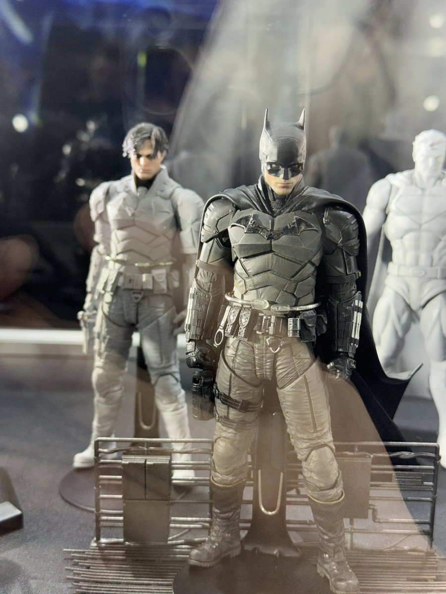 TheBatmanSagaNW's tweet photo. First look at LPZZ’s 1/12 scale Robert Pattinson Batman from ‘THE BATMAN’

It also comes with a Bruce Wayne headsculpt!

(Source: @Spicy_Psy_Duck) https://t.co/f7SJbCS1l9