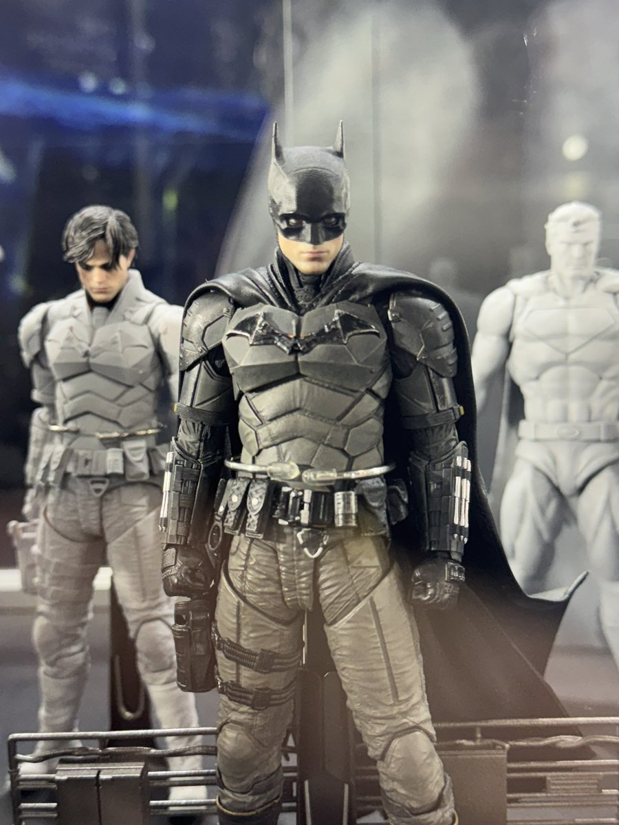TheBatmanSagaNW's tweet photo. First look at LPZZ’s 1/12 scale Robert Pattinson Batman from ‘THE BATMAN’

It also comes with a Bruce Wayne headsculpt!

(Source: @Spicy_Psy_Duck) https://t.co/f7SJbCS1l9