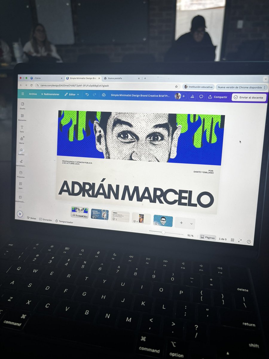 emigonzik's tweet image. en clase de opinión pública, me pusieron de tarea defender a un funado y tratar de convencer al salón entero de mi punto, escogí al patrón y las opiniones a mi favor fueron unánimes. #PDSPCAM @adrianm10