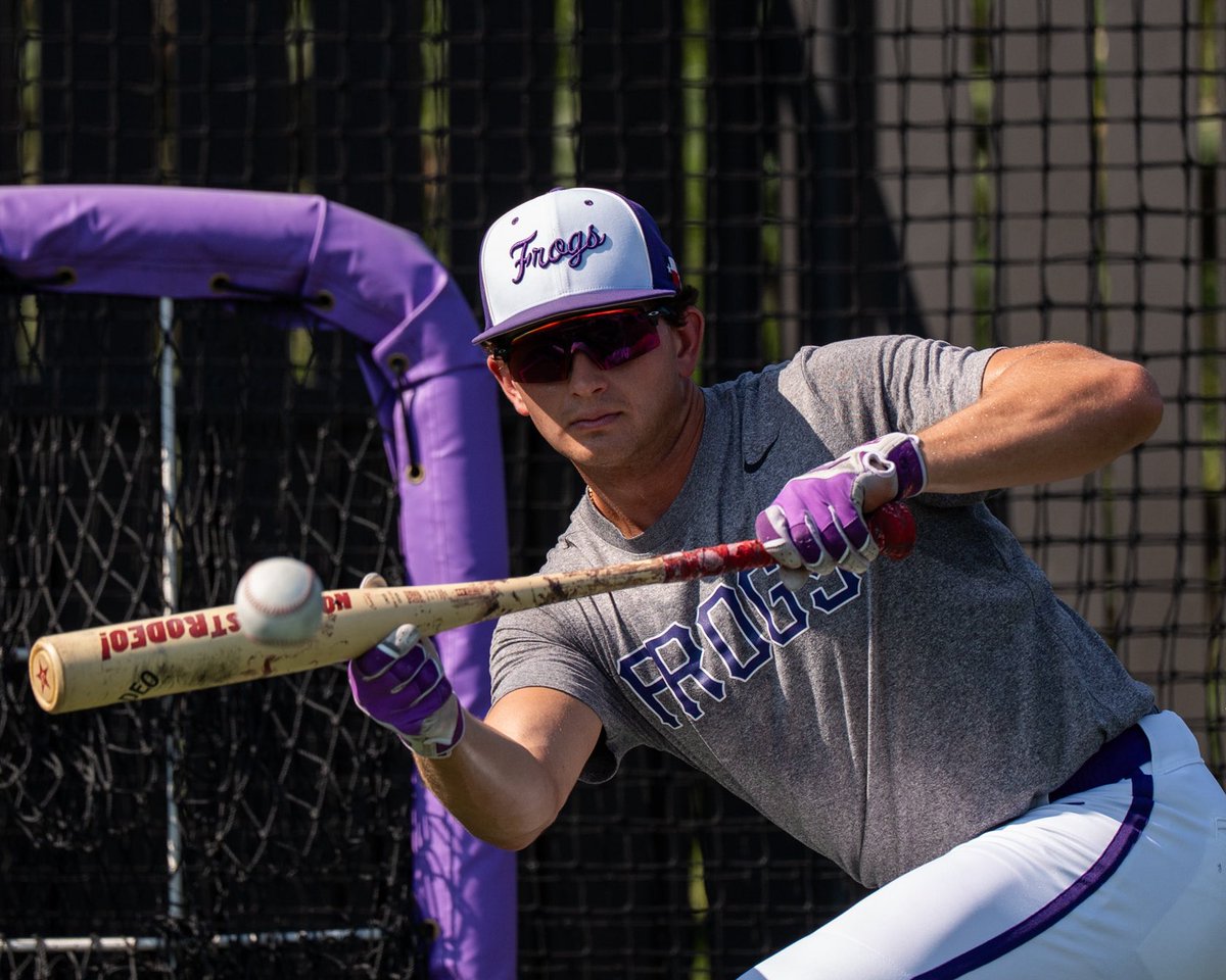TCU_Baseball's tweet image. putting in the 𝗪𝗢𝗥𝗞 💪