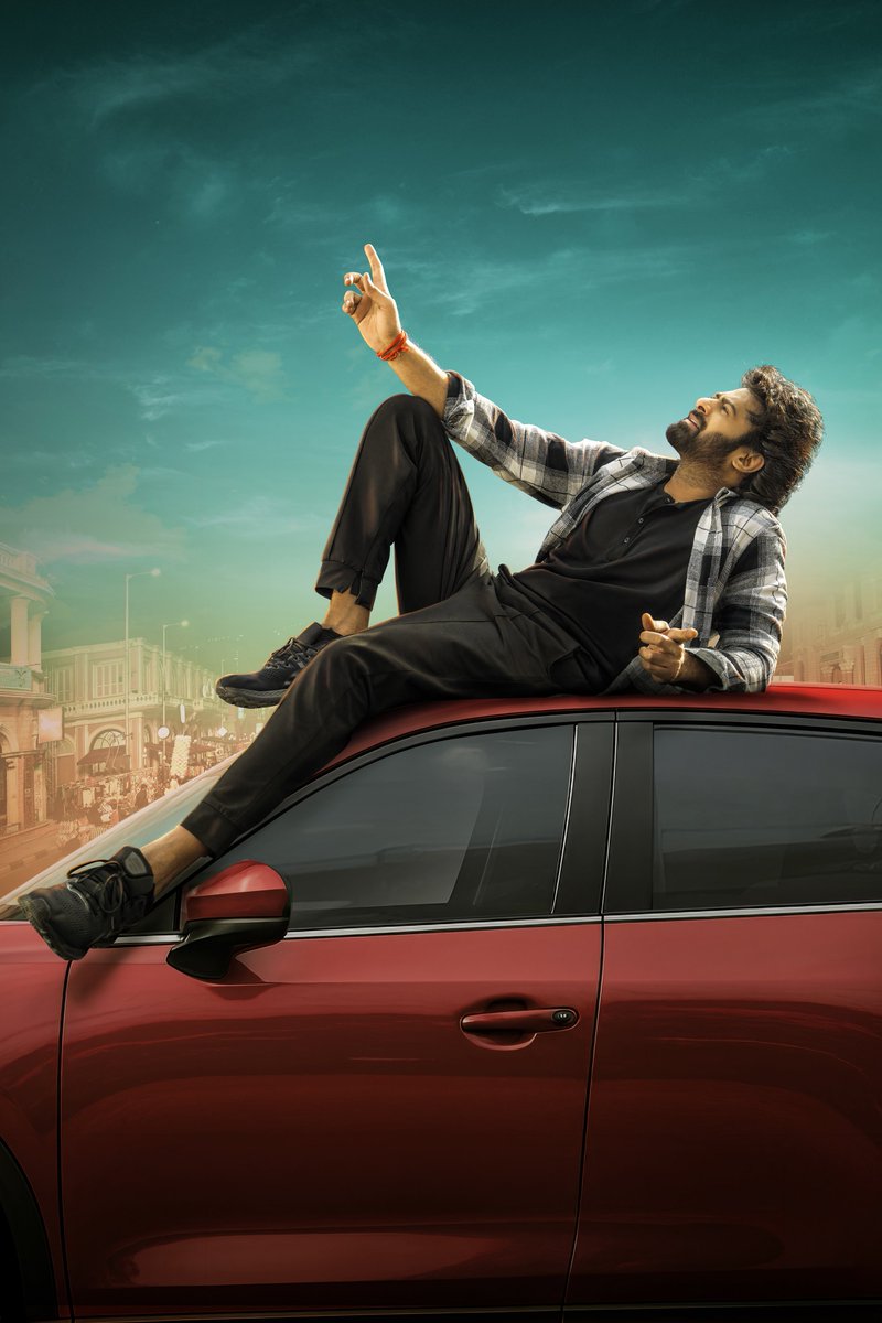 Royce_Rebel_'s tweet photo. #PrabhasUpdates
Oct - BB Trailer , interviews , Press meets , events , release
Nov - TheRajaSaab 1st single , 2nd single
Dec - TheRajaSaab 3rd single , 2nd Trailer , Event's , Press meets
Jan - TheRajaSaab Release
Jan 26 - Fauji FL/Teaser
Spirit Pooja ceremony in Nov/Jan https://t.co/1XfVHACJTG