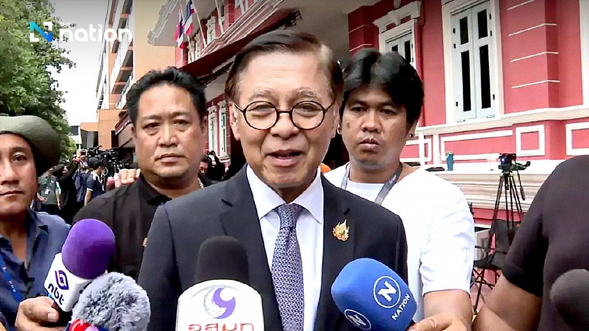 Thenationth's tweet image. Thai Foreign Minister to Question Chinese Envoy Over 'Old' Cambodia Weapons Report

#ThailandNews #Cambodia #BorderTension #China #TheNationThailand

Read more : nationthailand.com/news/world/400…