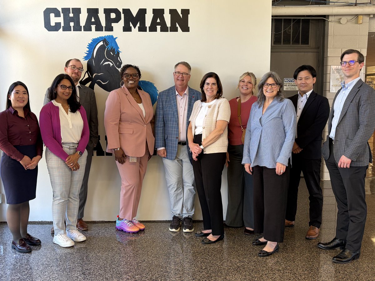 MiddleChapman's tweet photo. We are deeply grateful to Tamara Mlynarczyk (Mazda), Edward Stewart (Autos Drive America), Jenny Kai (JAMA – Japan Automobile Manufacturers Association), the Toyota USA Foundation, and FUSE for your continued commitment to STEM education at Chapman Middle School. https://t.co/DiTqV6BNxt