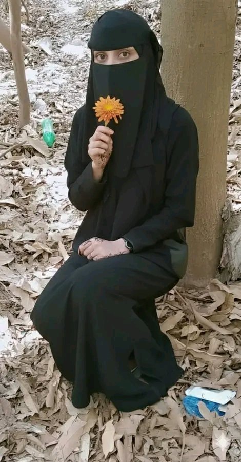 متصله الان خميس 
للجادين مشاركات ودعم للحساب 
وتعال واتس 00967737070674