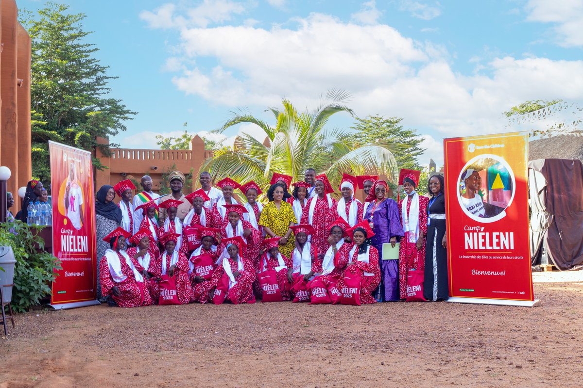 Le leadership des filles en faveur de leurs droits !
Tenu du 24 au 26 Septembre 2025 à Ségou, le Camp Niéleni a pour objectif de former les jeunes filles en leadership transformationnelle afin qu’elles puissent être des actrices de changement positif dans leurs communautés