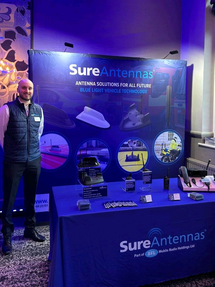 Another week, another set up! 

On the road again showcasing our range of antenna solutions. 🚒

Looking to kit your fleet out with antennas? Give the team a call on 0151 363 7377 to discuss your requirements.