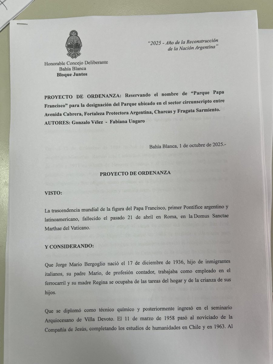 Parque Papa Francisco. Un homenaje al primer Papa argentino y latinoamericano, referente de paz y diálogo en el mundo.  
Francisco nos invita a cuidar la Casa Común, a promover la fraternidad y a construir puentes en lugar de muros.