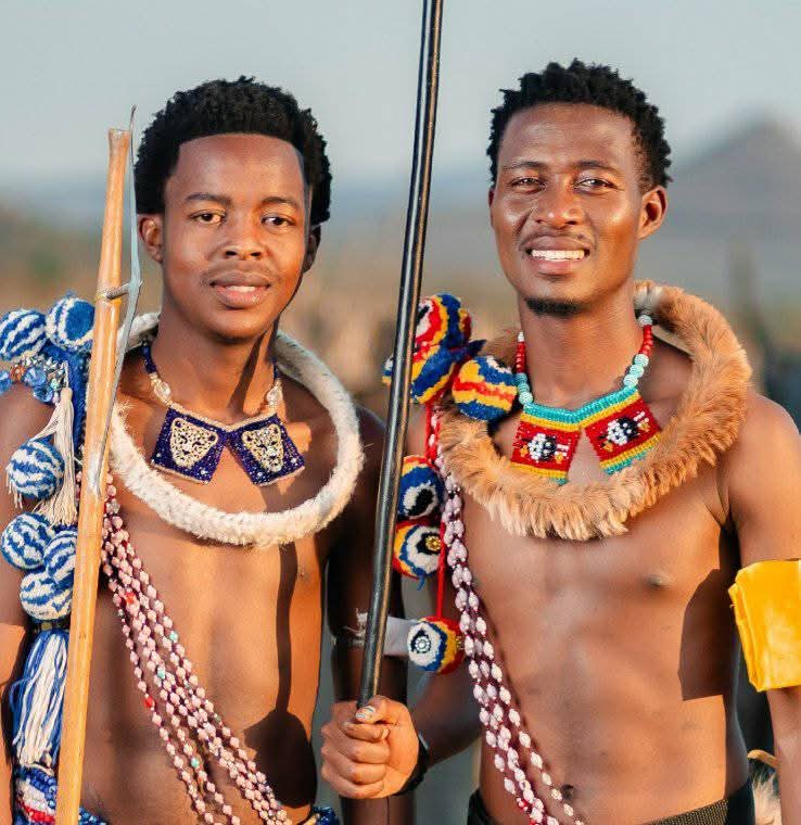 umhlangaswz's tweet photo. Ngatsi bayelamana...! 😍🤩🥰
Sancheziey and Sthera
#fananafanana #washa https://t.co/jxQlPAfKO8