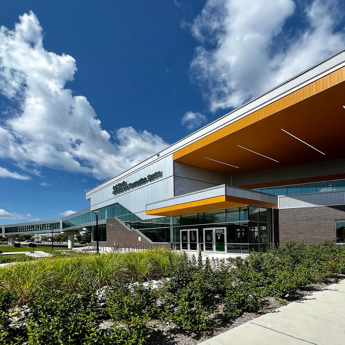 UPDATE ‼️ Due to picketing, road access to campus may be blocked or significantly delayed today &amp; you may experience long delays at building entrances. 

SA services, including Starbucks, Wolves Den, the ARC, and the Main Office, remain open. Please monitor our social media
