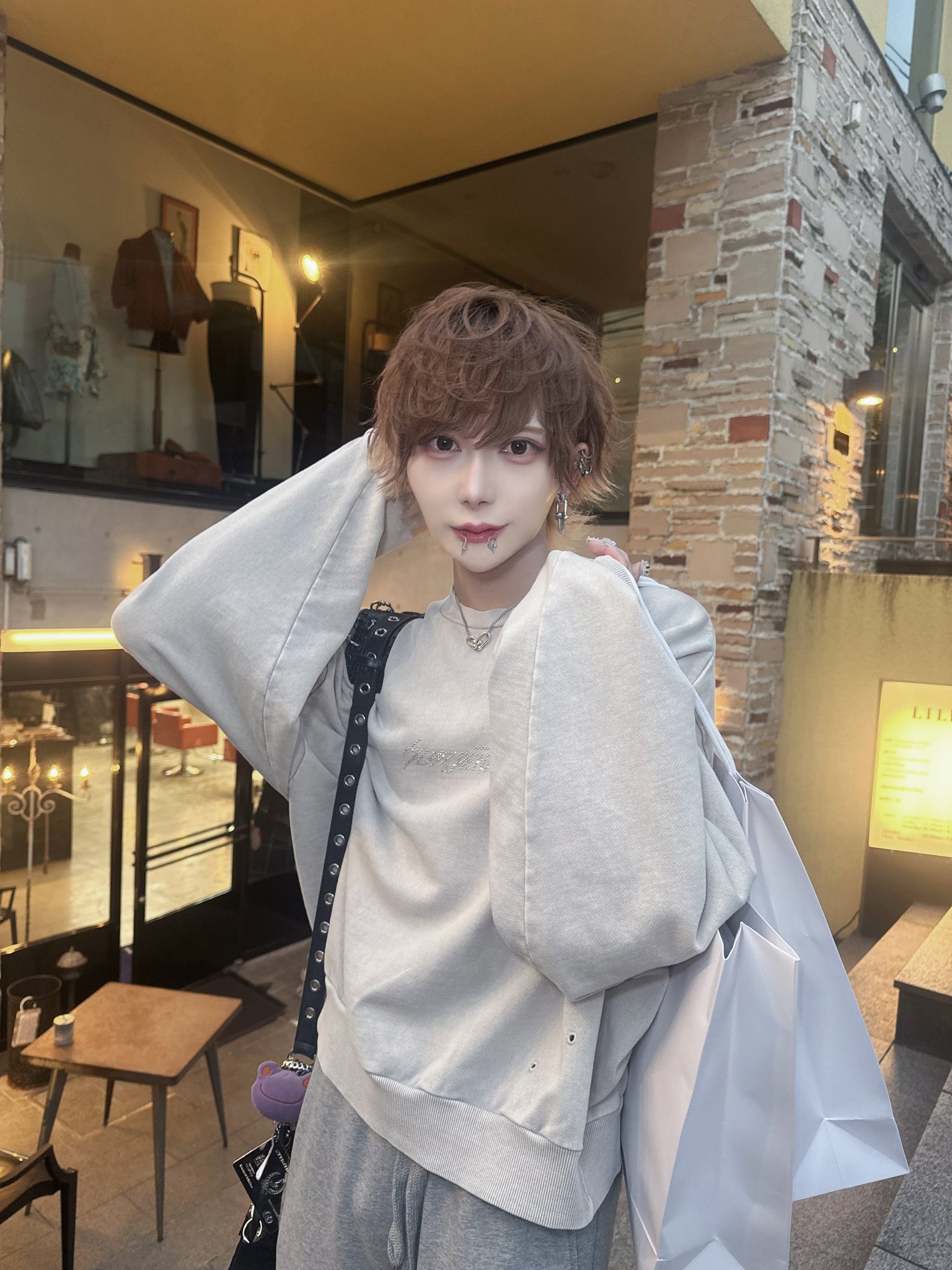 t (@IDOItiy_taichin) / X