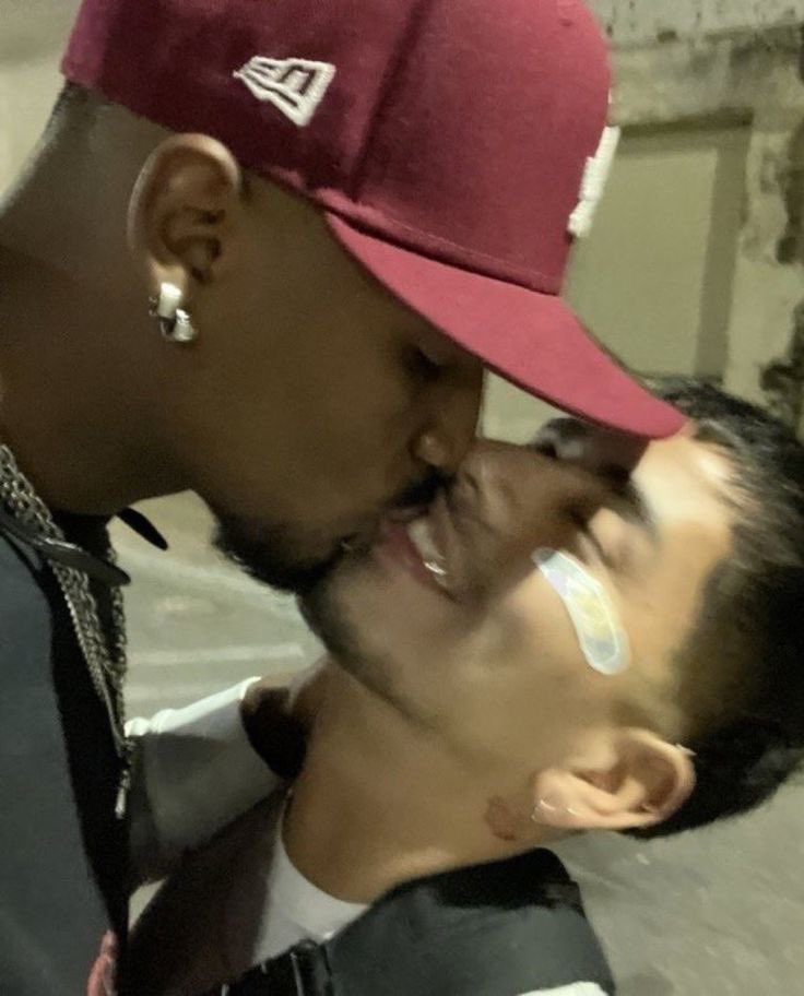 men loving men (@mlmpicz2) on Twitter photo 