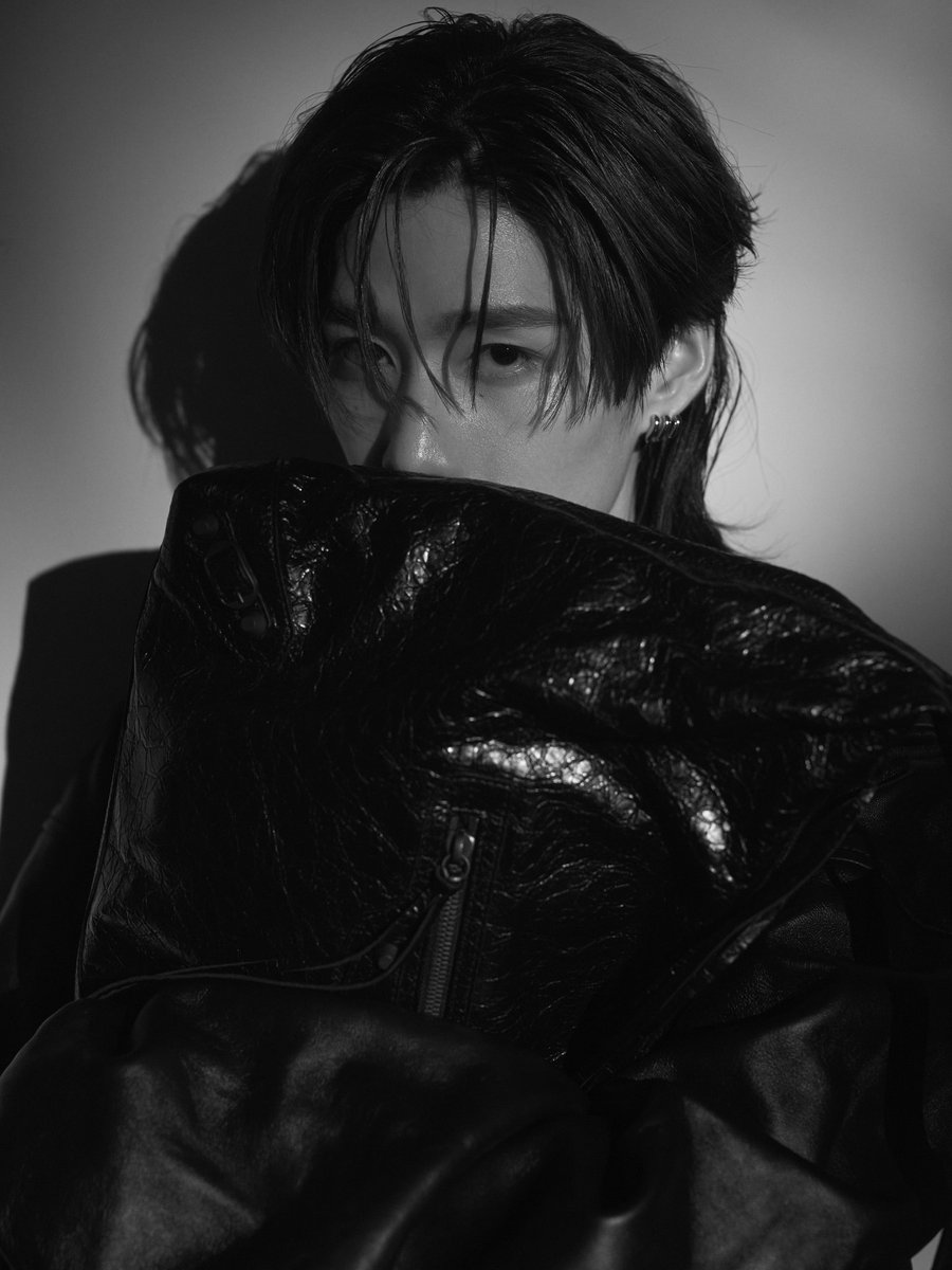 #พีพีกฤษฏ์ แบรนด์แอมบาสเดอร์คนสำคัญของ #balenciaga เตรียมบินลัดฟ้าสู่กรุงปารีส เพื่อเข้าร่วมแฟชั่นโชว์คอลเล็กชั่น summer 26 จัดขึ้นที่กรุงปารีส วันอาทิตย์ที่ 5/10/68 เวลา 01.00 น. ตามเวลาประเทศไทย #balenciagaxppkrit
#ppkritboundforbalenciaga #ppkritt #zzocial #fabmagazine