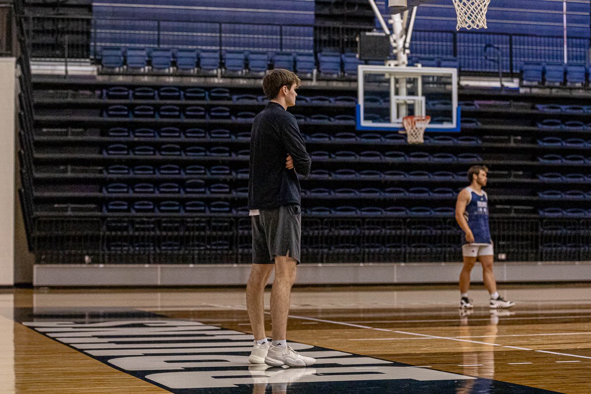 davis_mccarn's tweet image. Excited to be back at BJU for my second year of student coaching. Along with student coaching I have been given my first head coaching opportunity with our developmental program. Excited to see what the Lord teaches me this year. 🐻🏀
