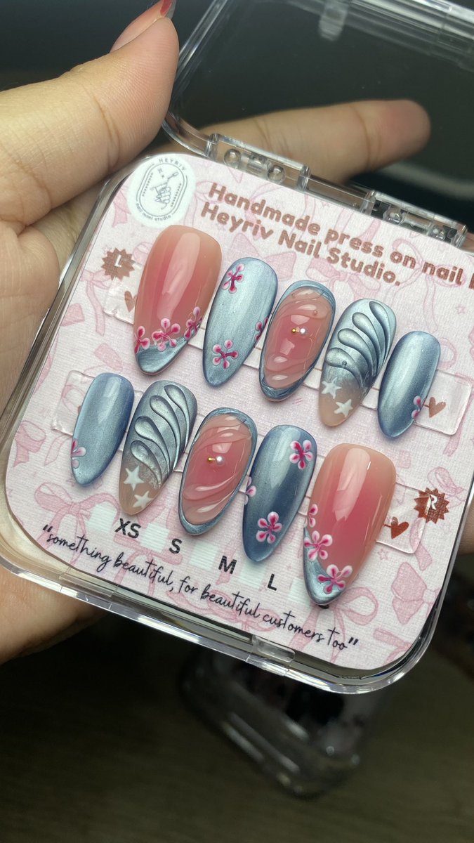 yg polkadot simple tp kek gemas bgt bjrittt

#wts #wtb #zonauang #zonajajan #pressonnails