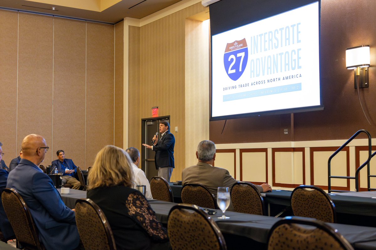 RepArrington's tweet image. Honored to join the Ports-to-Plains Alliance this morning in Lubbock to celebrate the progress we’ve made on the I-27 Corridor - a true game-changer for West Texas and America’s Heartland.

From authorizing the four lane federal highway in 2022 to securing millions of dollars in…